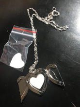 Load image into Gallery viewer, Sublimation Blank Sublimation Ready Heart Wing Locket Wings 3D
